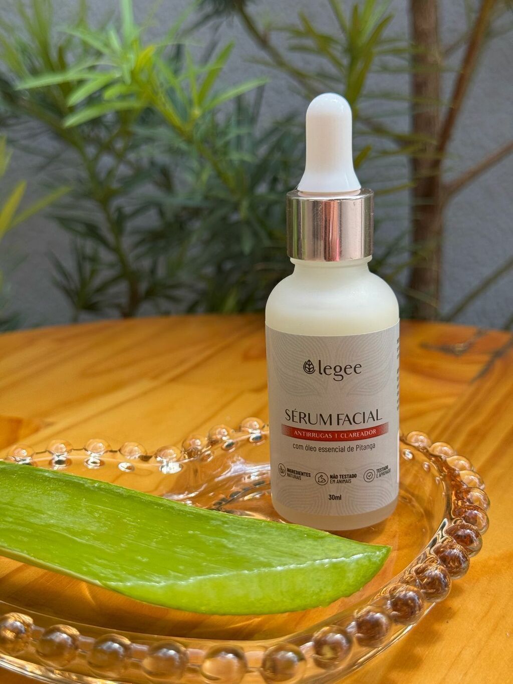 Sérum Facial Clareador e Antirugas - Legee